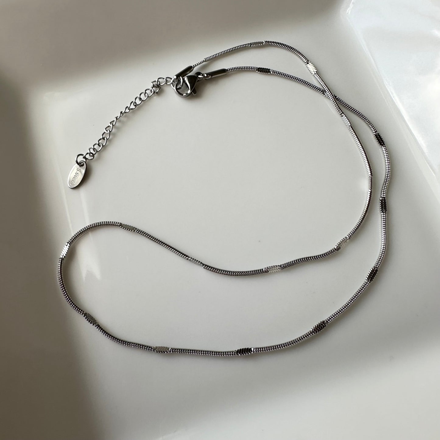 Finn Necklace