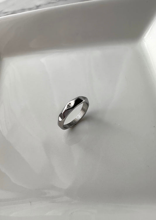 Facet Ring
