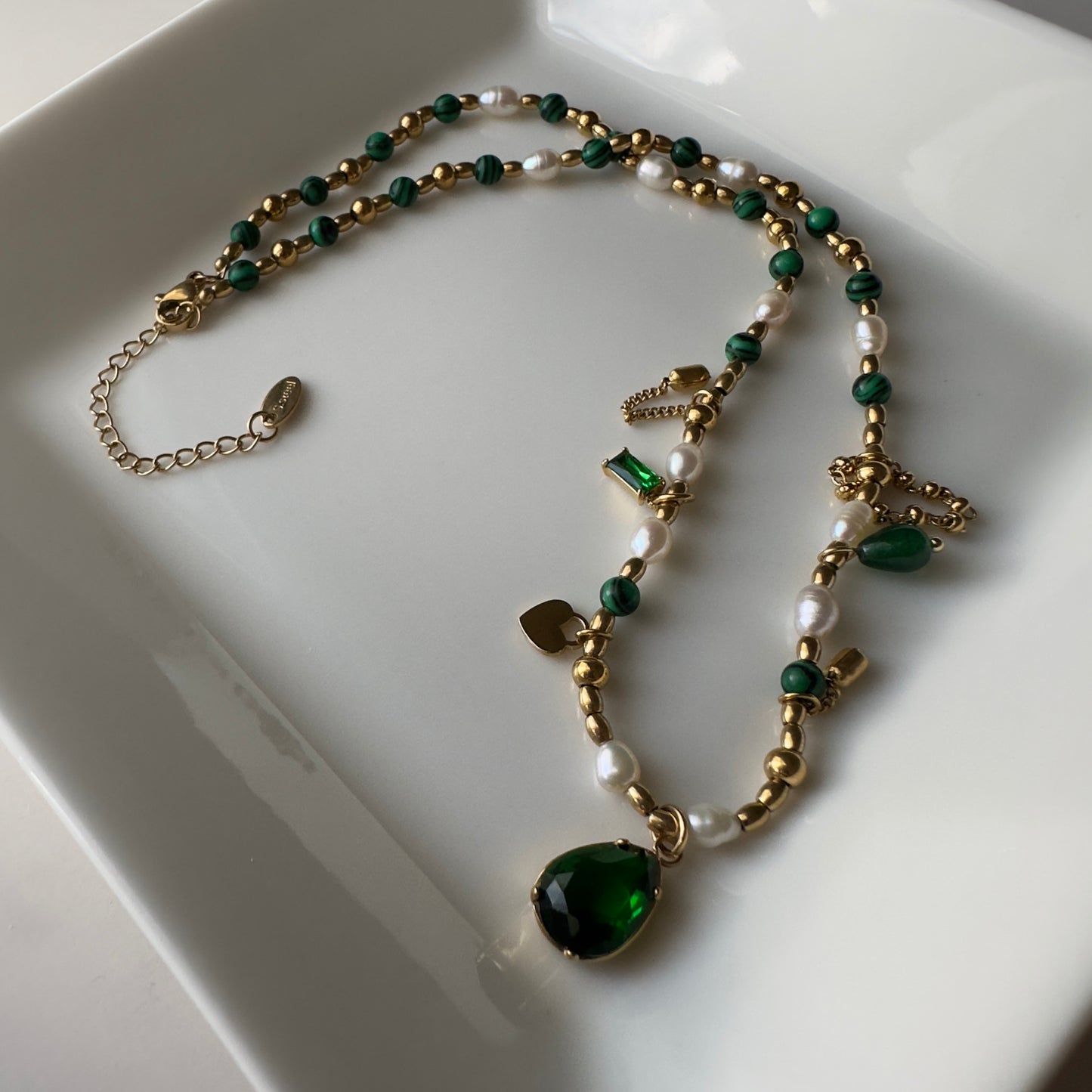 Bree Forest Pearls and Stones Necklace