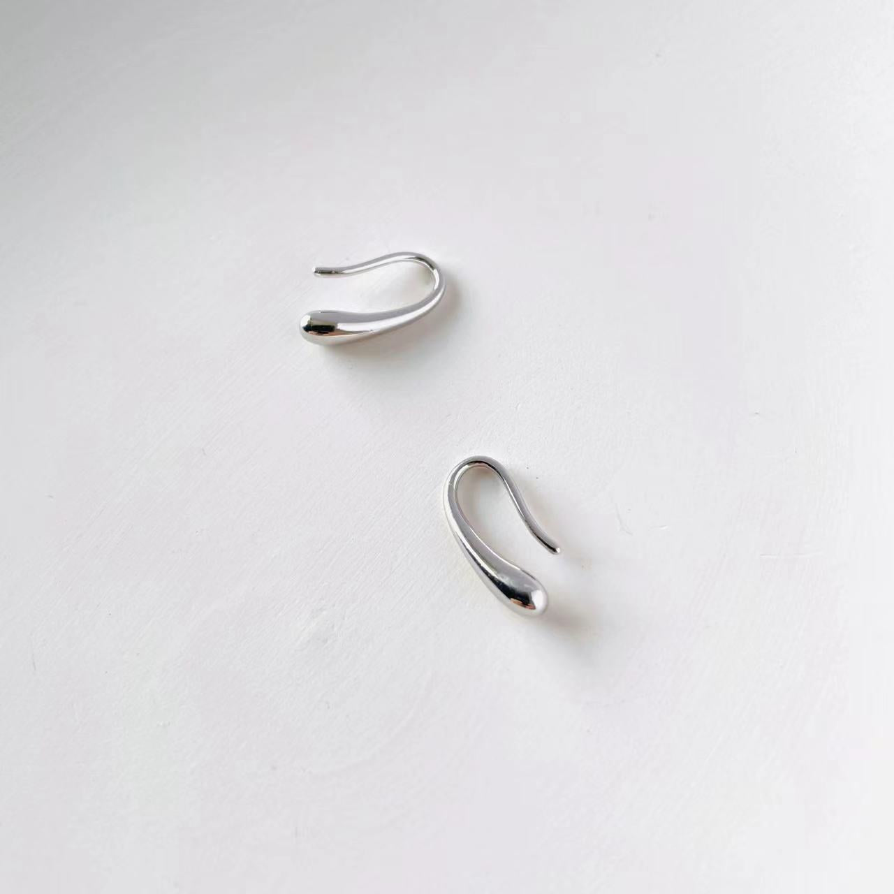 Water Droplets Silver Hook Earrings