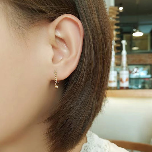 gold chain hoop earrings