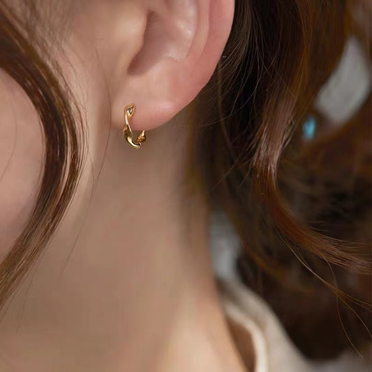 gold twisted hoop earrings