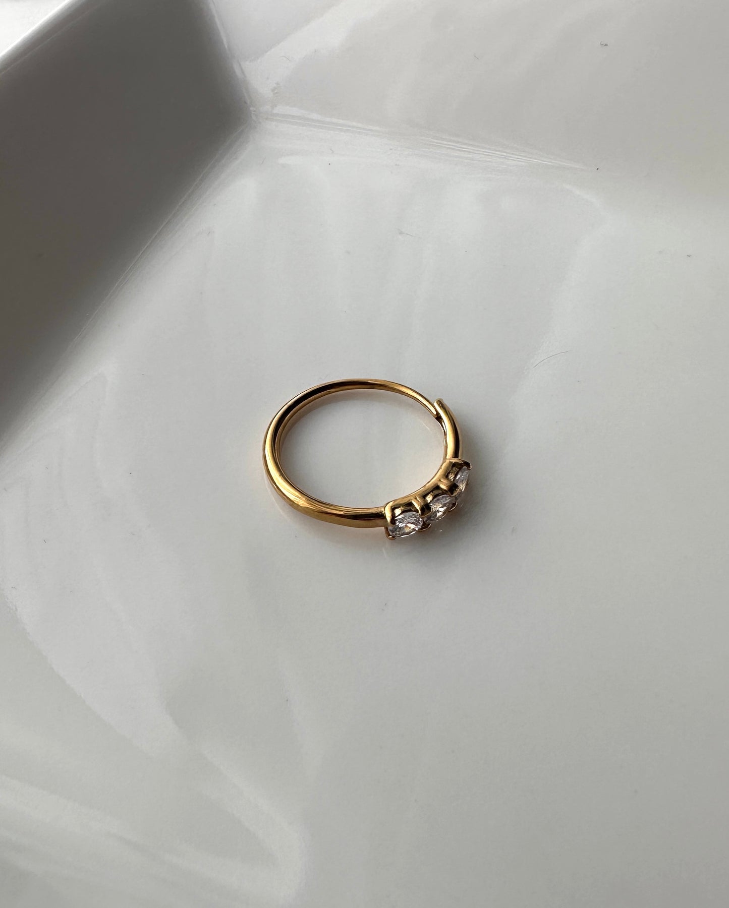 Lumière Trio Ring