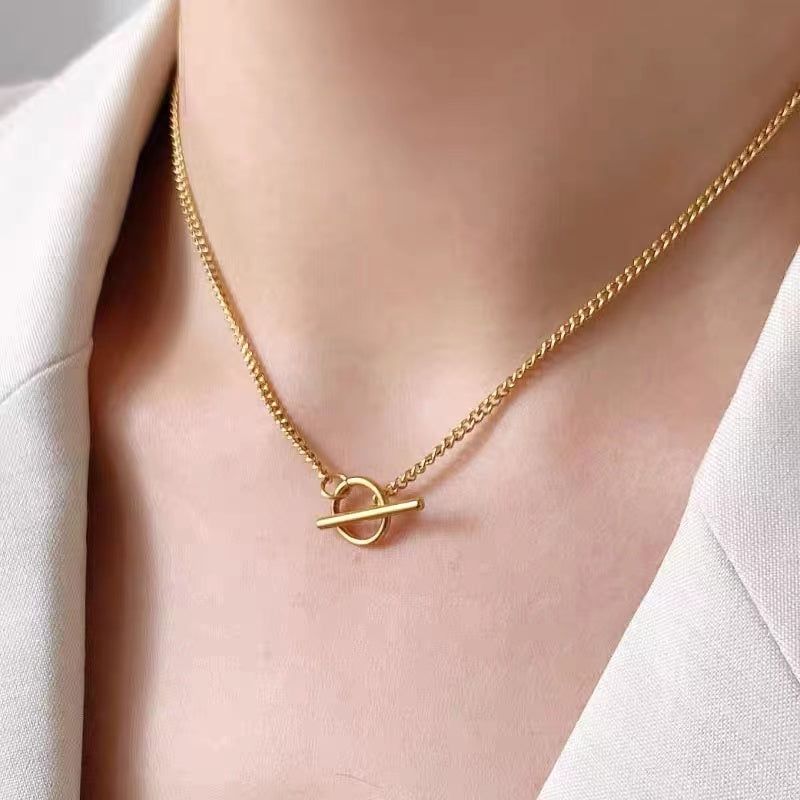 Sloan Choker