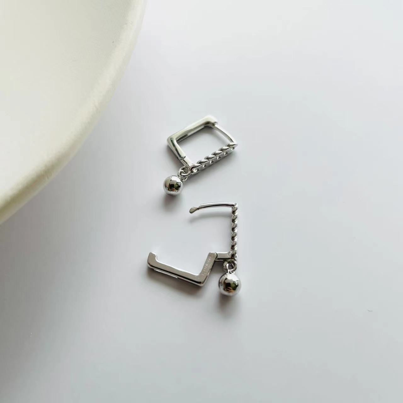 silver chain hoop earrings