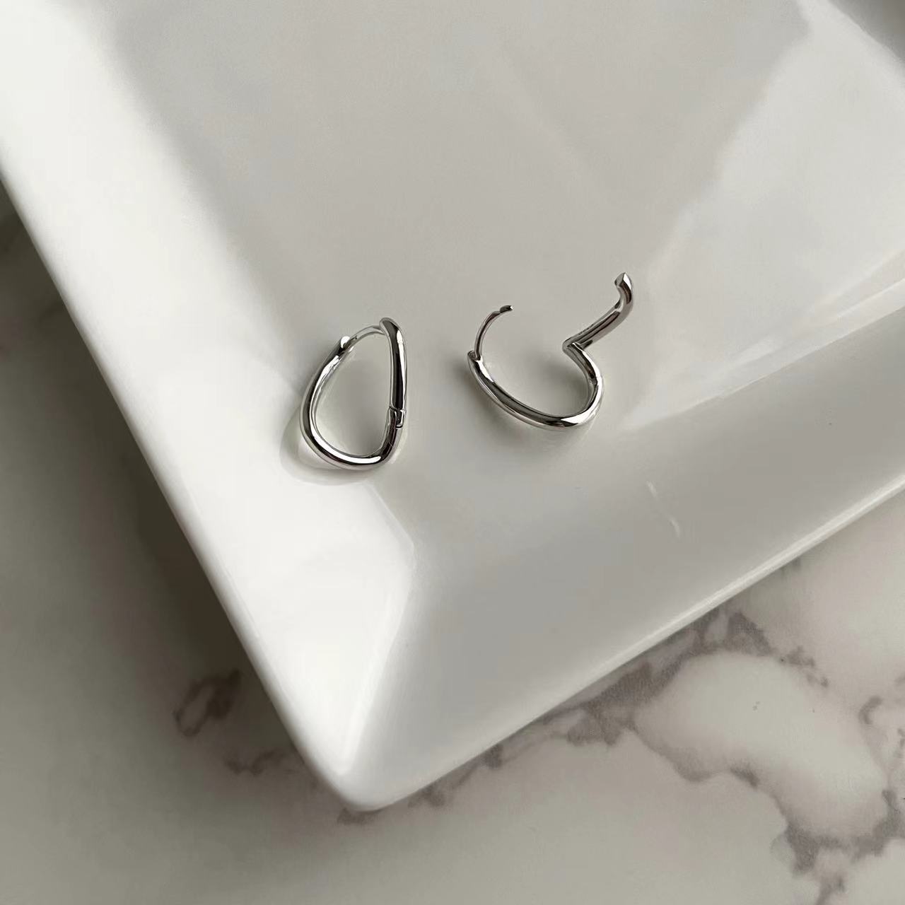 silver open hoop earrings