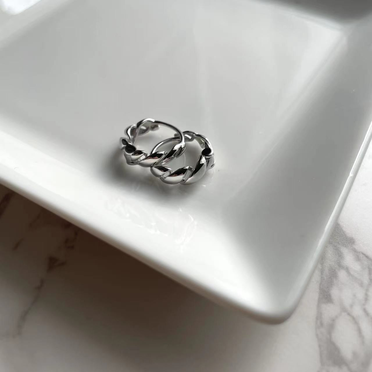 Yves Hoop Earrings